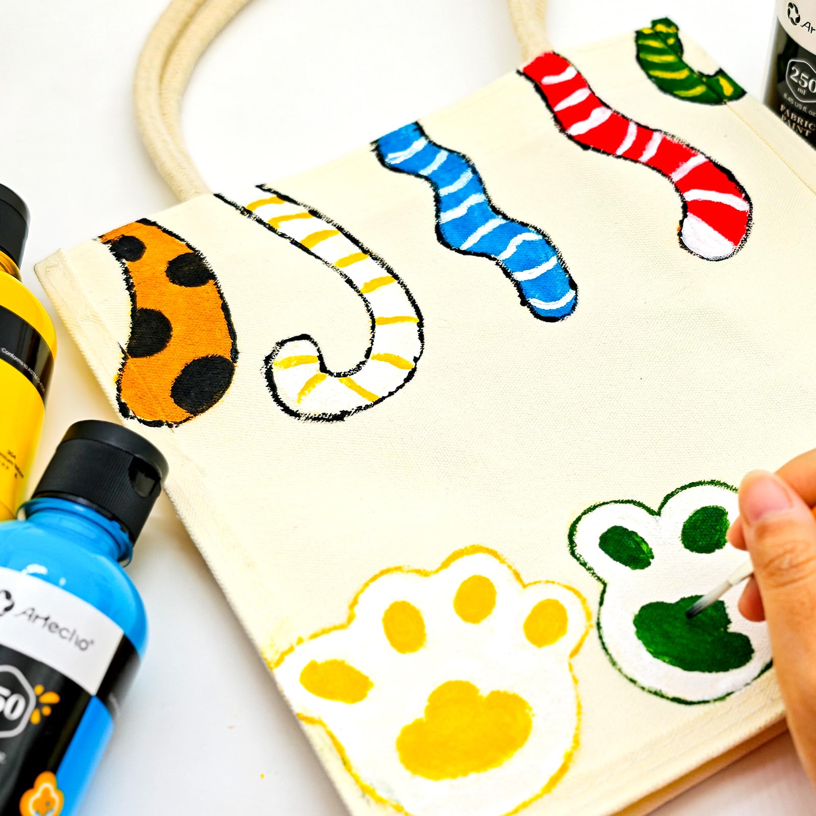 Fabric Paint, Yellow (250ml / 8.45oz)